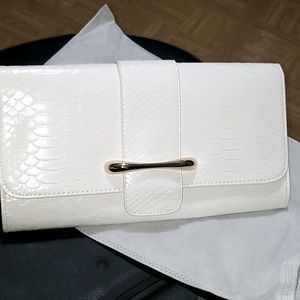 White Clutch